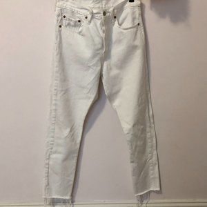 NEVER WORN WHITE LEVI 501